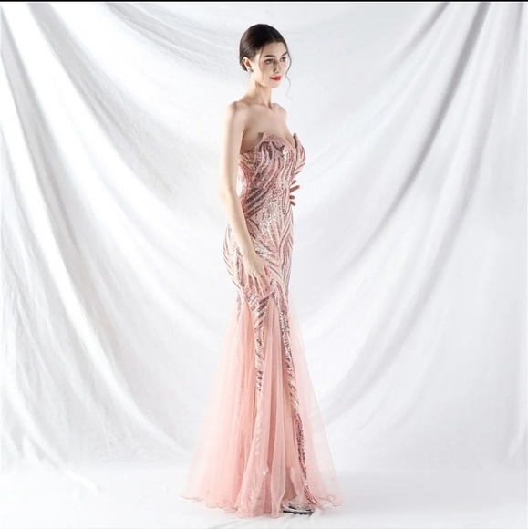 Pink, Striped Print,  Backless,  Sleeveless,  Contrast Sequined Mermaid … - Picture 9 of 16